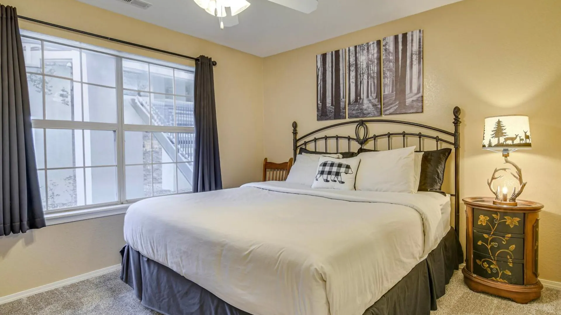 Sunroom With Golf Views Condo! Branson