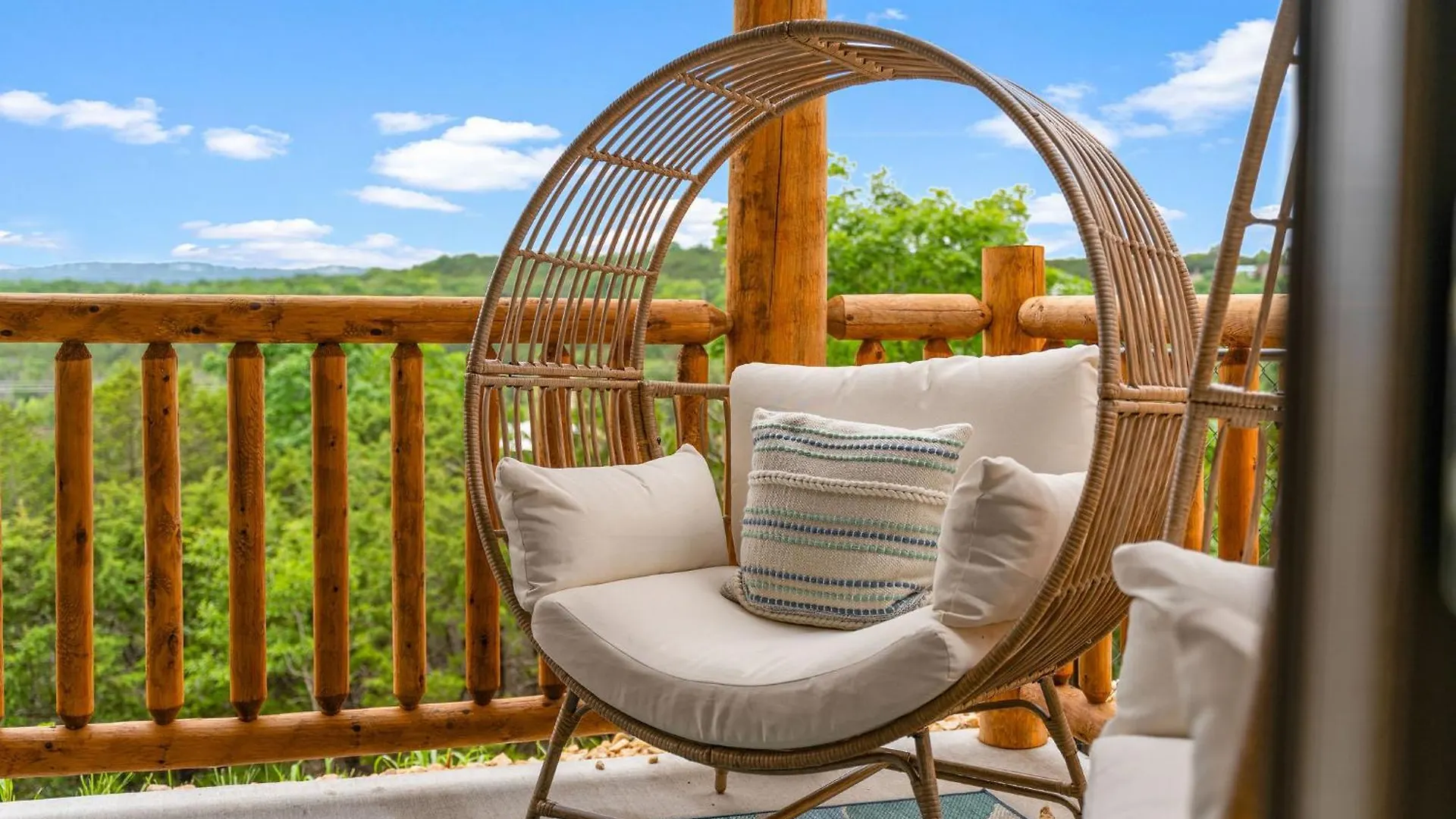 Lakefront Haven With Hot Tub And Gym * Branson