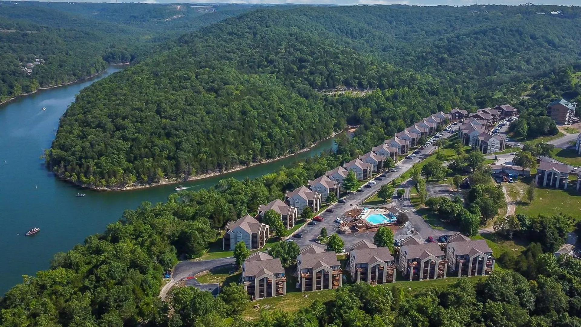 Lakeside Escape Branson