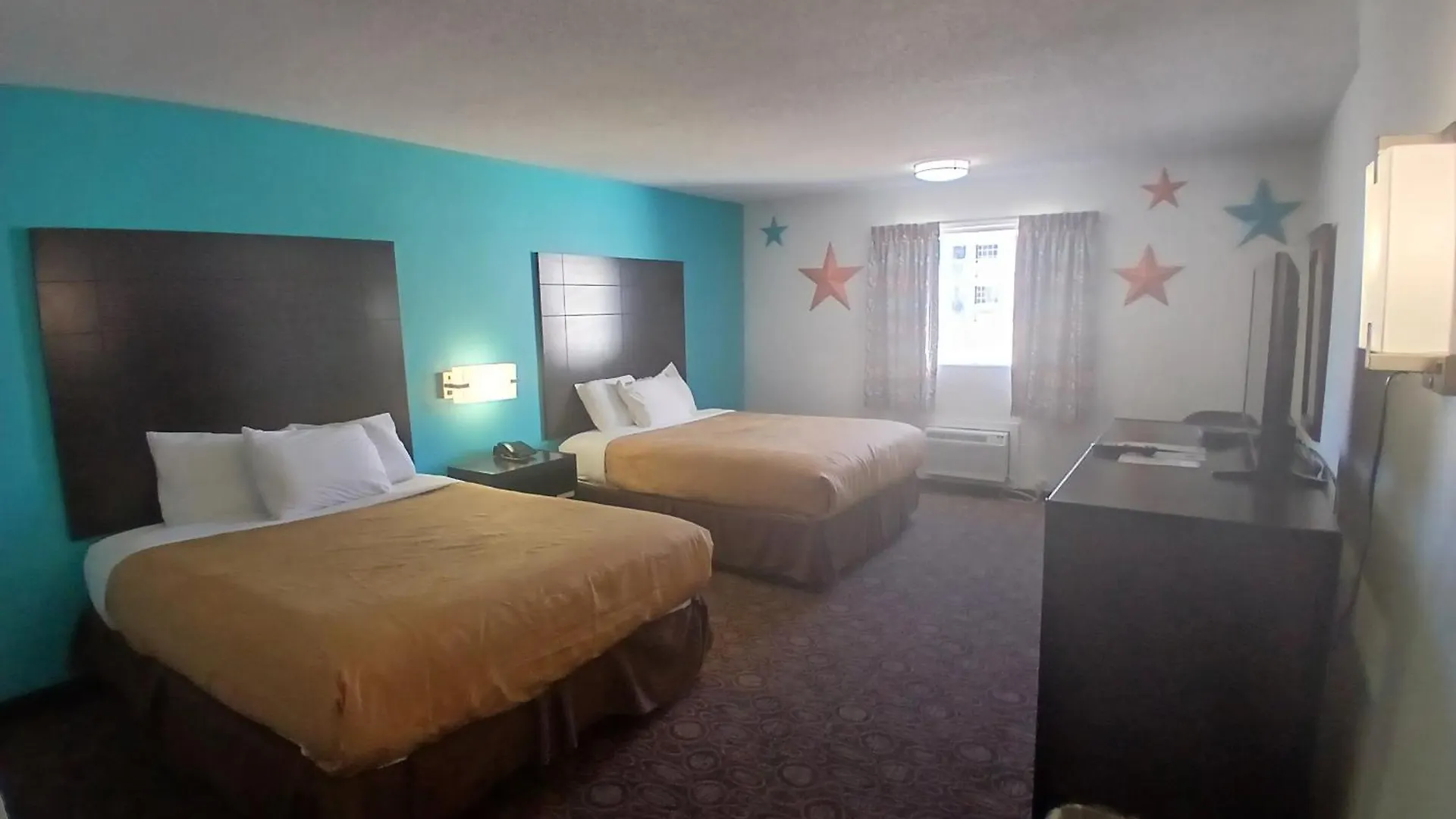 Hotel Howard Johnson By Wyndham Theatre District