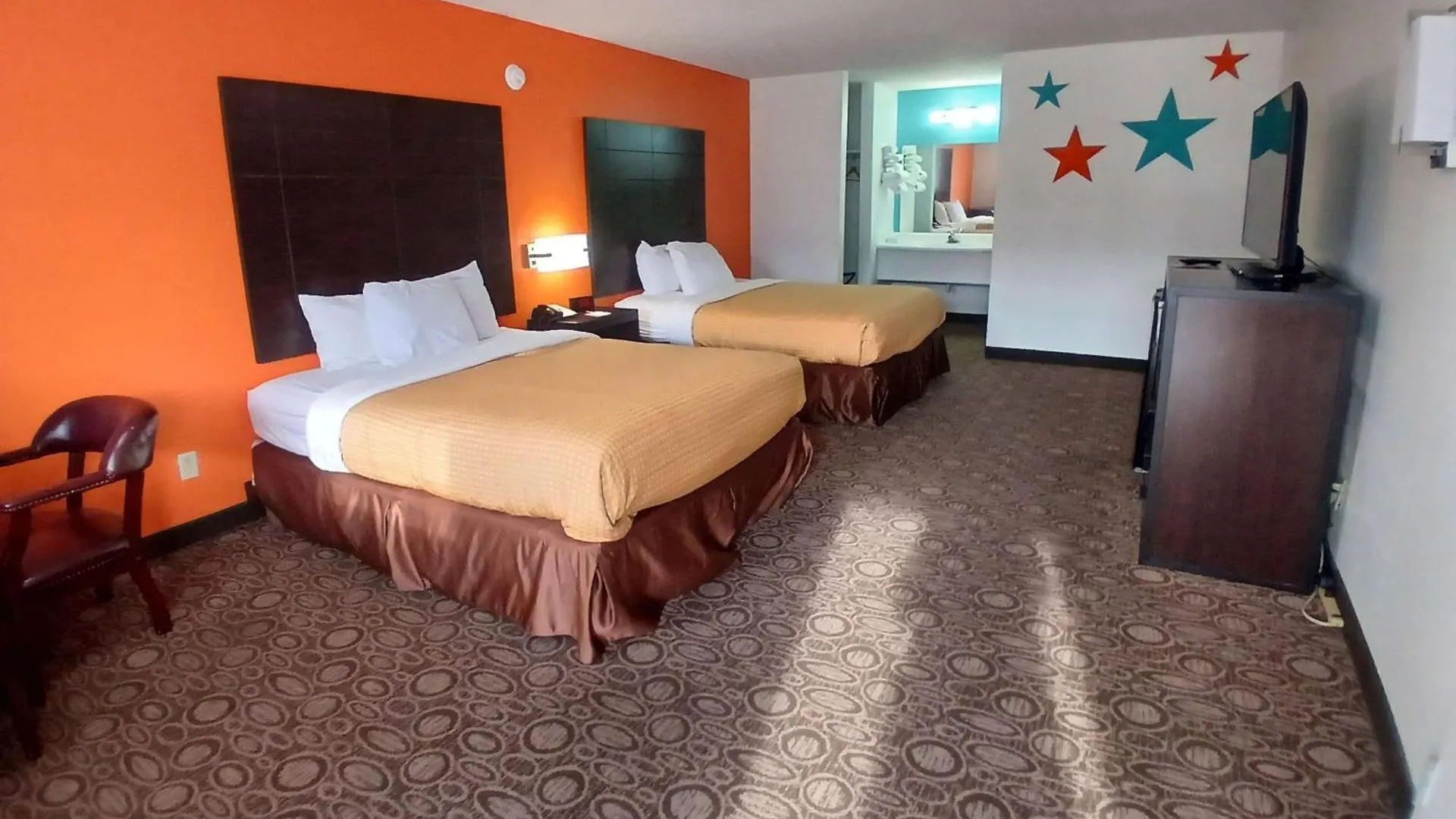 Hotel Howard Johnson By Wyndham Theatre District Branson