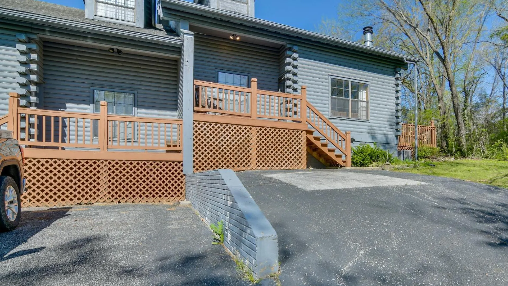 Semesterbostad Charming Getaway With Fireplace And Porch Branson