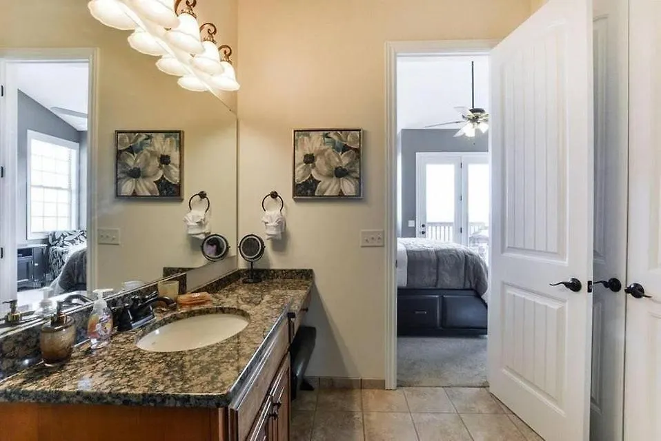 Penthouse Lakeview Haven *