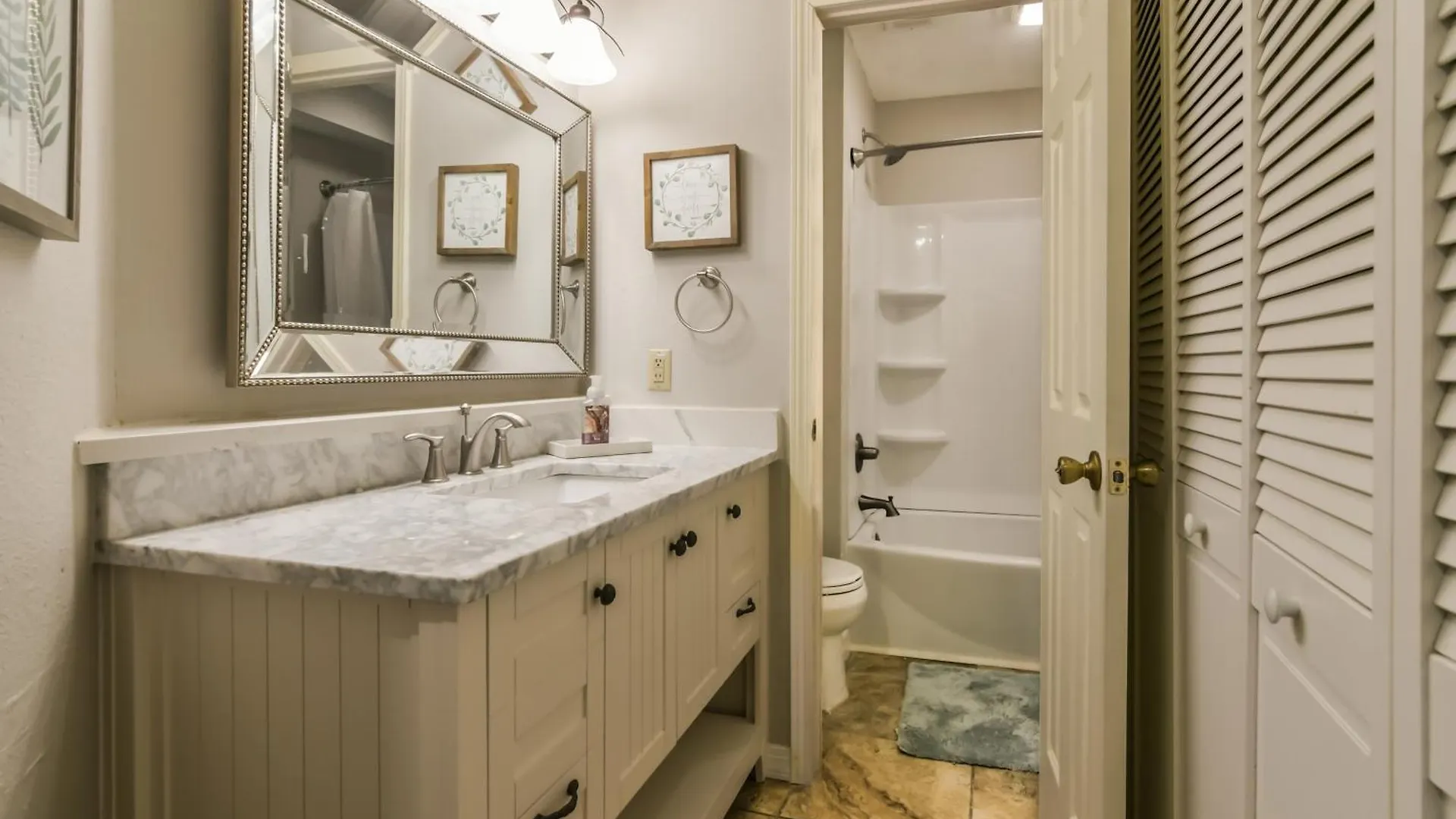 Appartamento Serene Escape In The Heart Of Fall Creek *