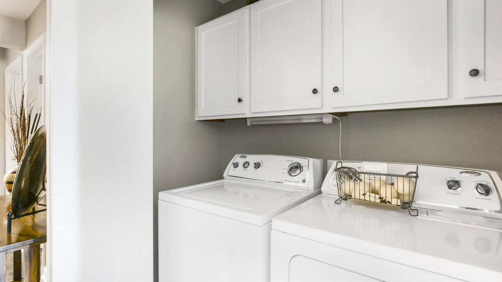 Walkin/pools/hot Tub/golf Front/lake Beauty Apartment