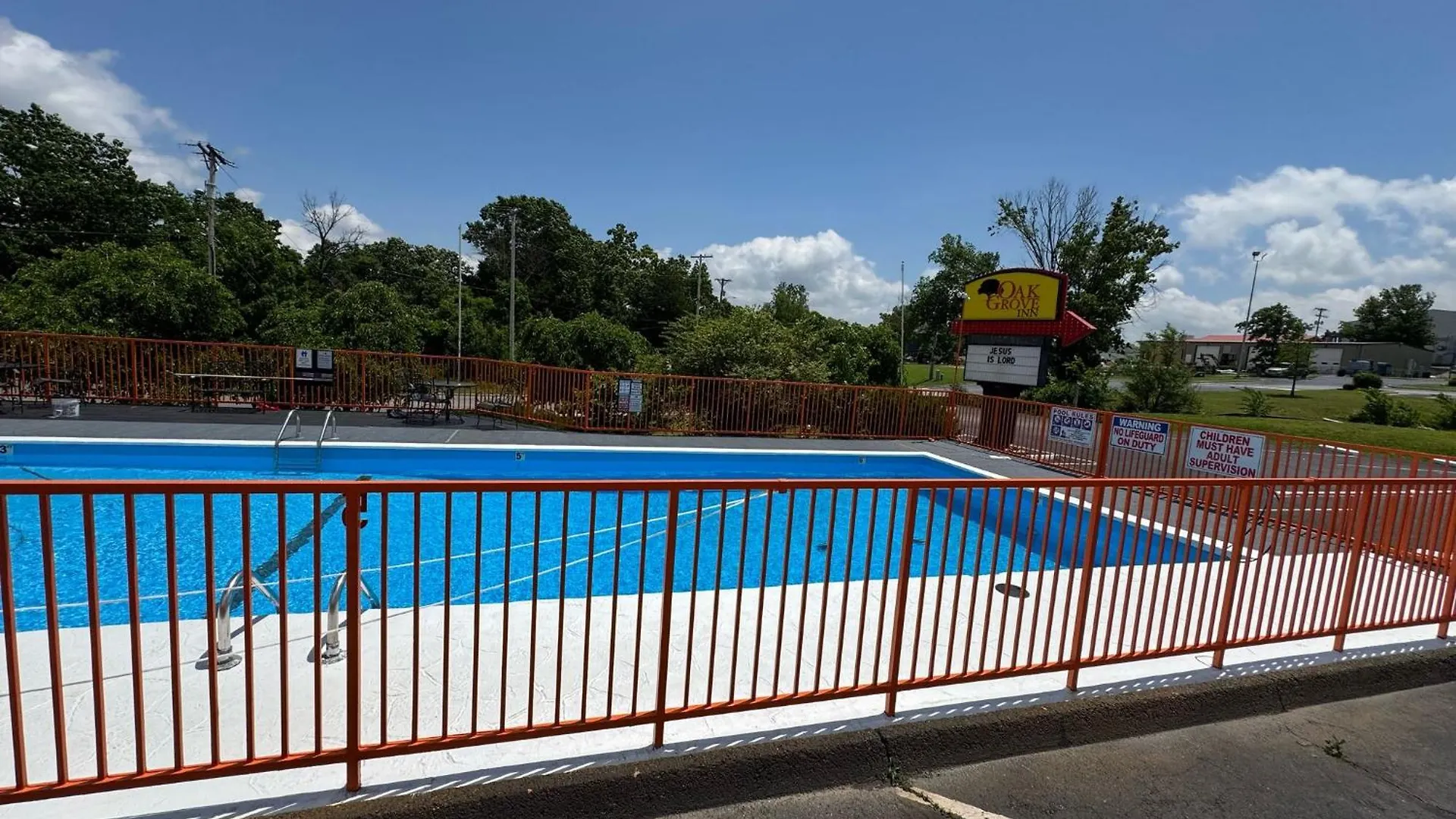 Hotel Oak Grove 3*