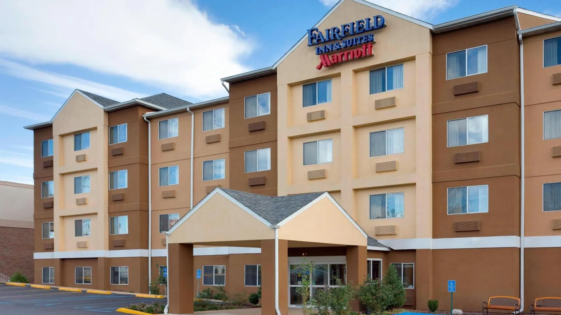 Fairfield & By Marriott 3* Branson