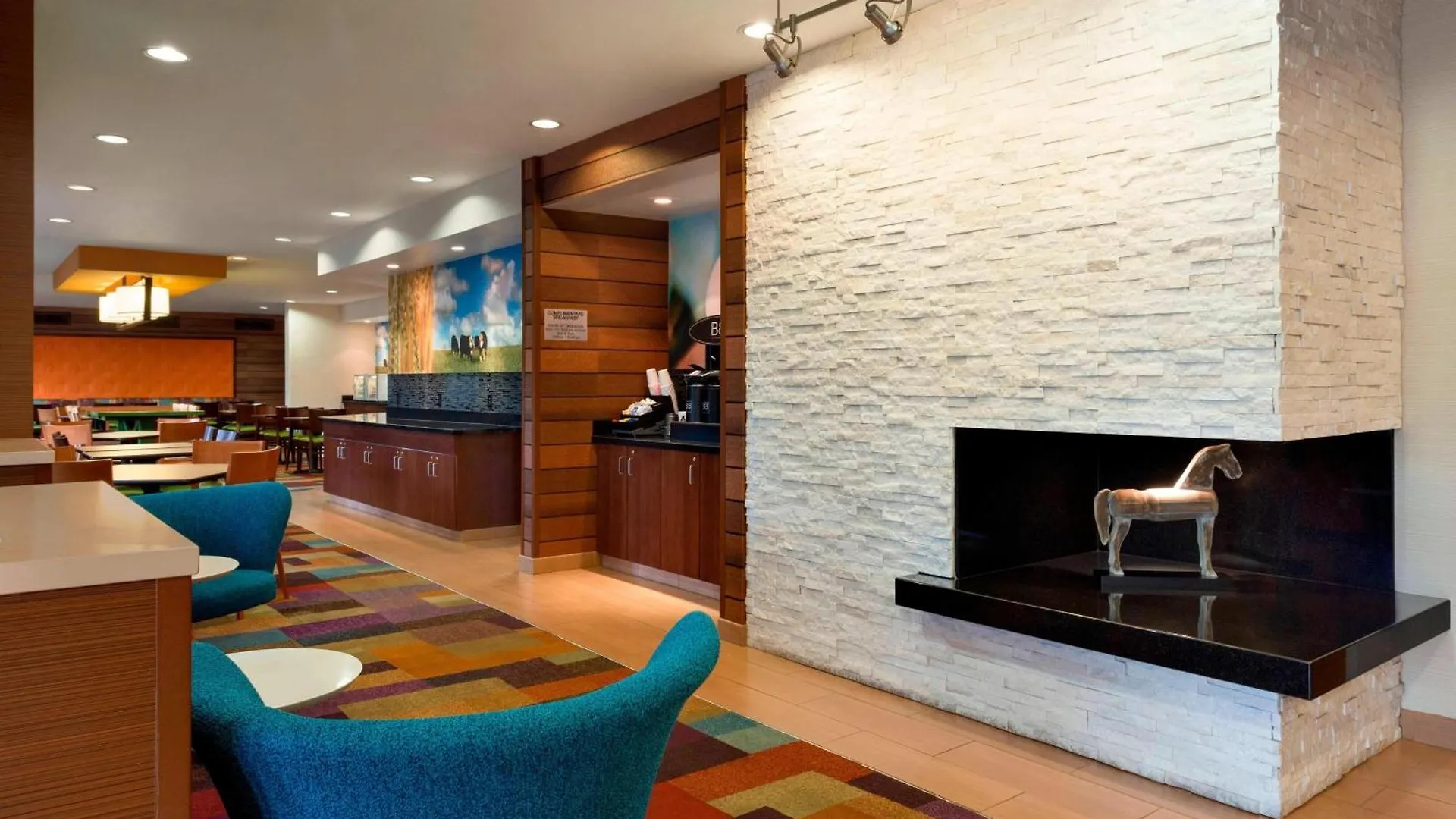 Hotel Fairfield & By Marriott