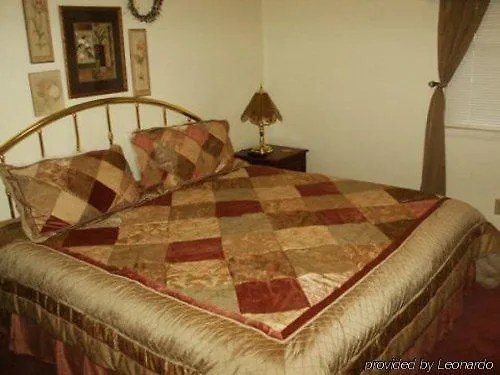 Treehouse Branson