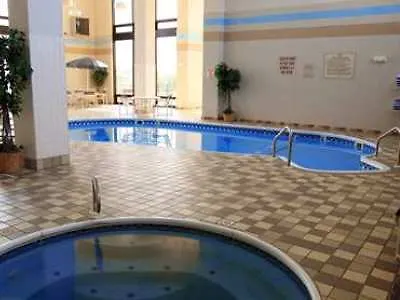 加沙地带汉普顿布兰森酒店
