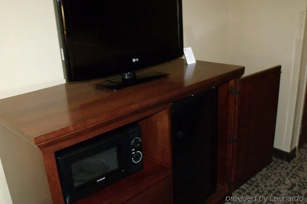 Grand Oaks Hotel 3*