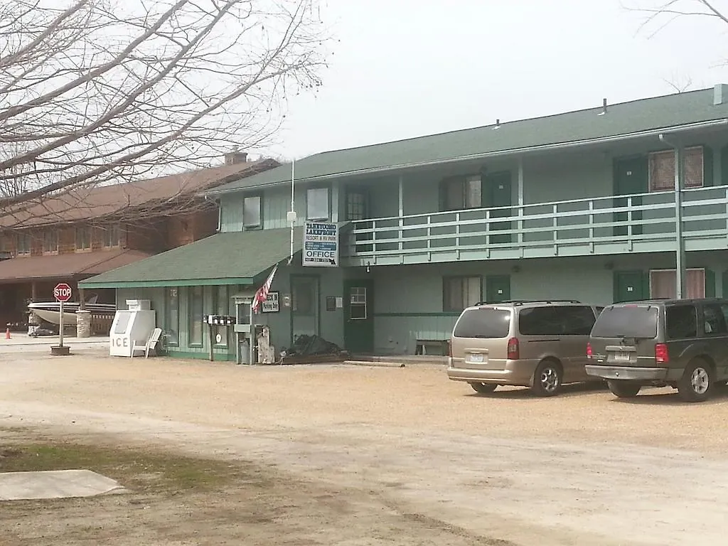 Rezort Taneycomo Lakefront