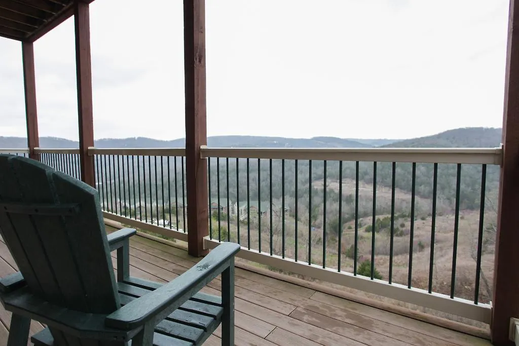 Rezort Cliffs Table Rock