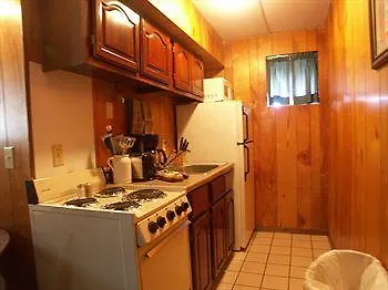 Lilleys' Landing & Marina Hotel Branson