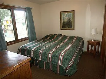 Lilleys' Landing & Marina Hotel 2*