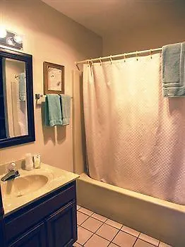Lilleys' Landing & Marina Hotel Branson
