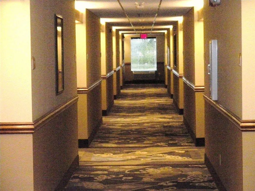 Spark By Hilton Meadows 3*