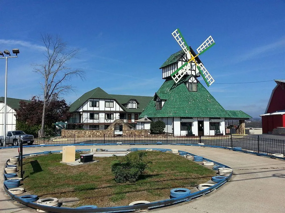 Oyo Windmill Брэнсон