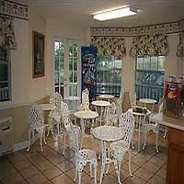 Gazebo Han/Misafirhane Branson