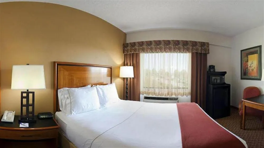 Holiday Express Branson- Green Mountain Drive By Ihg