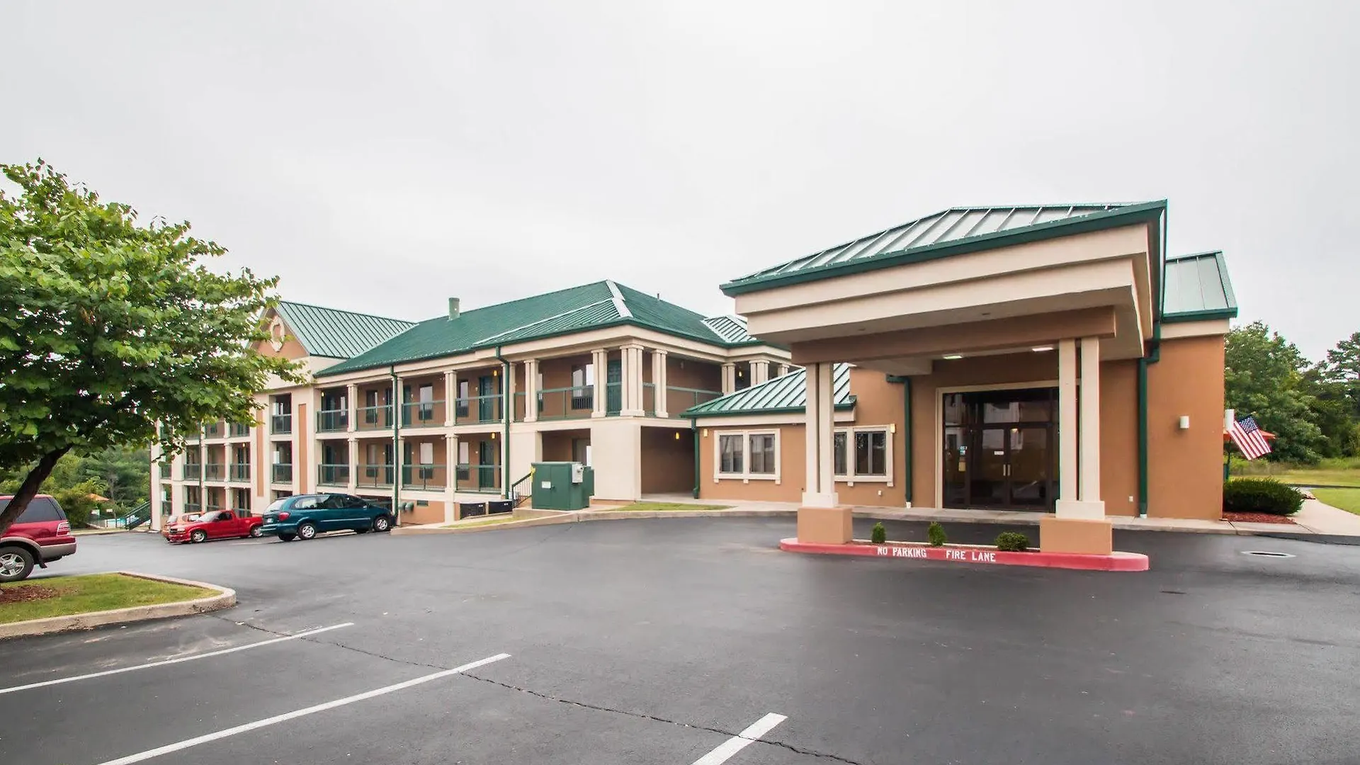 Baymont By Wyndham Thousand Hills