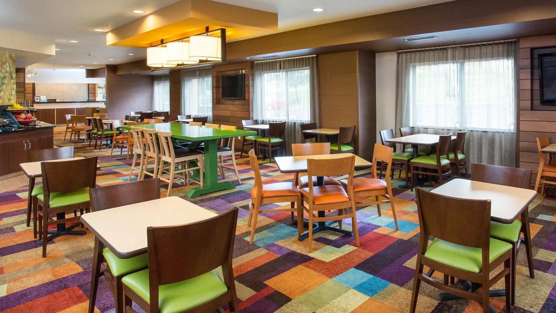 Hotel Fairfield & By Marriott