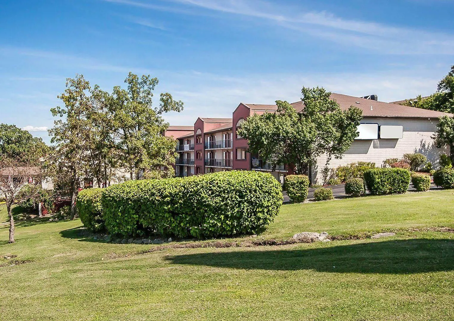 Inn Quality West 3*