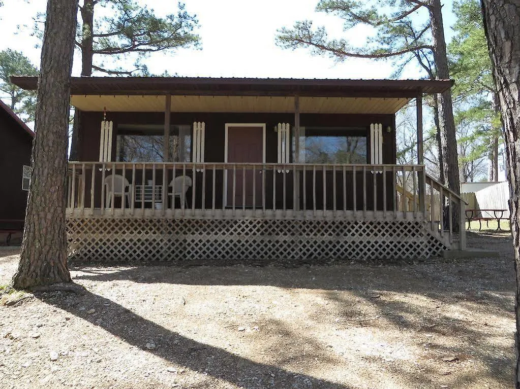 Cardinal Hill Cottages ホテル ブランソン