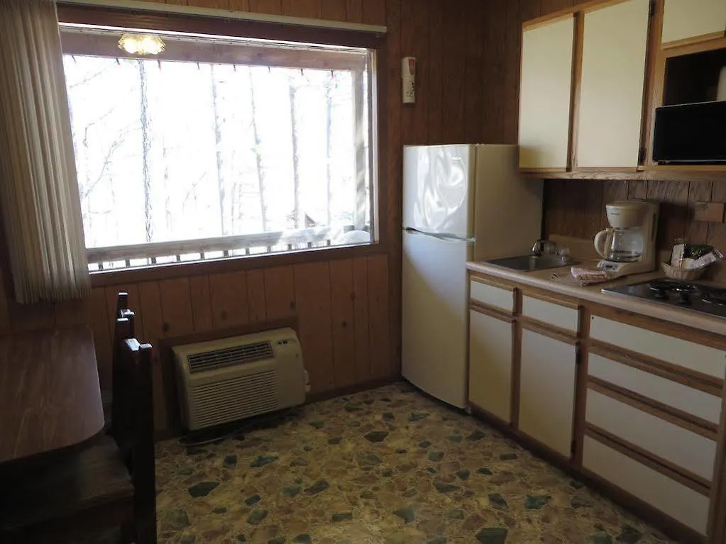 ホテル Cardinal Hill Cottages