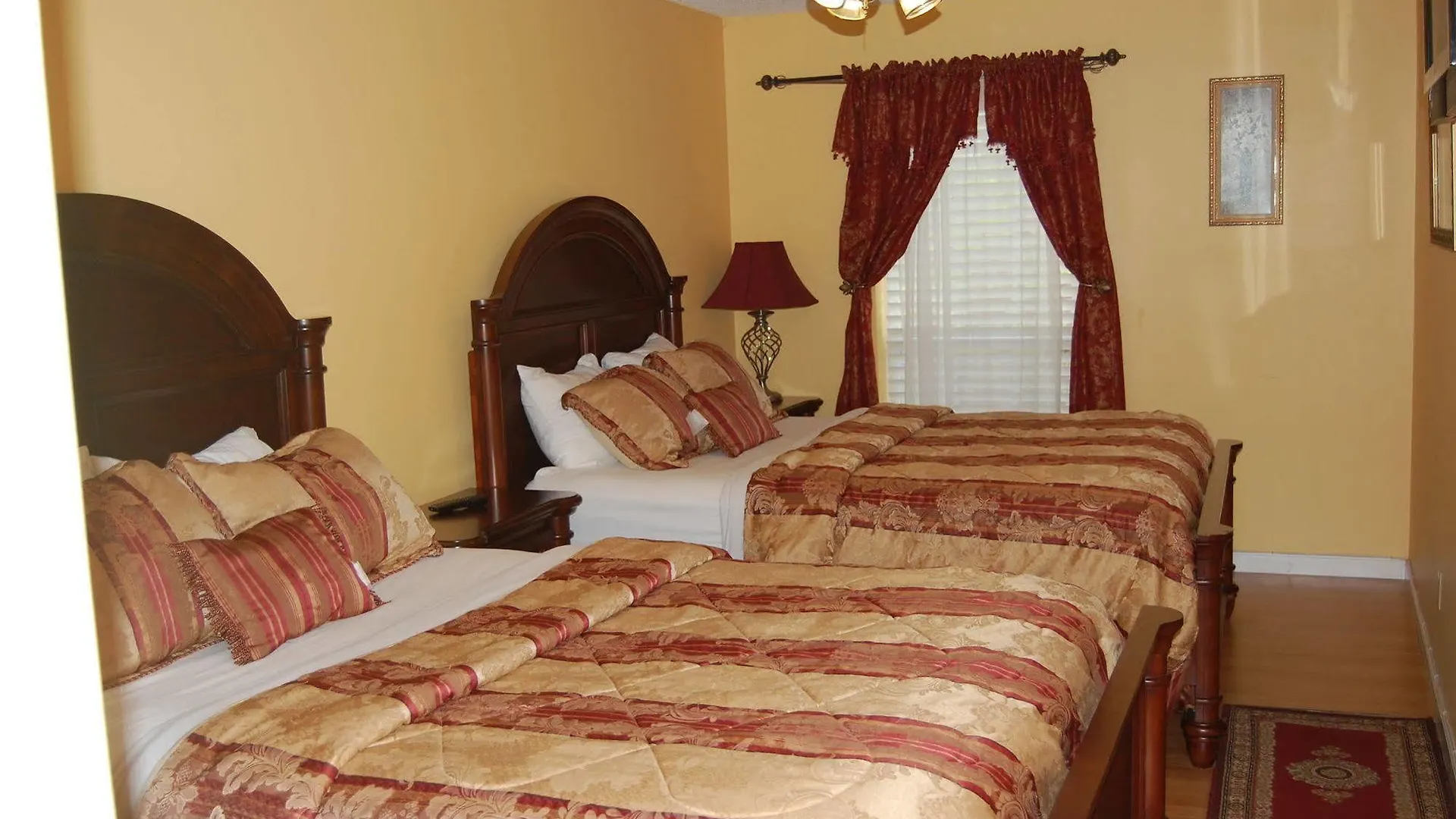 Days By Wyndham Branson/near The Strip Hotel Branson