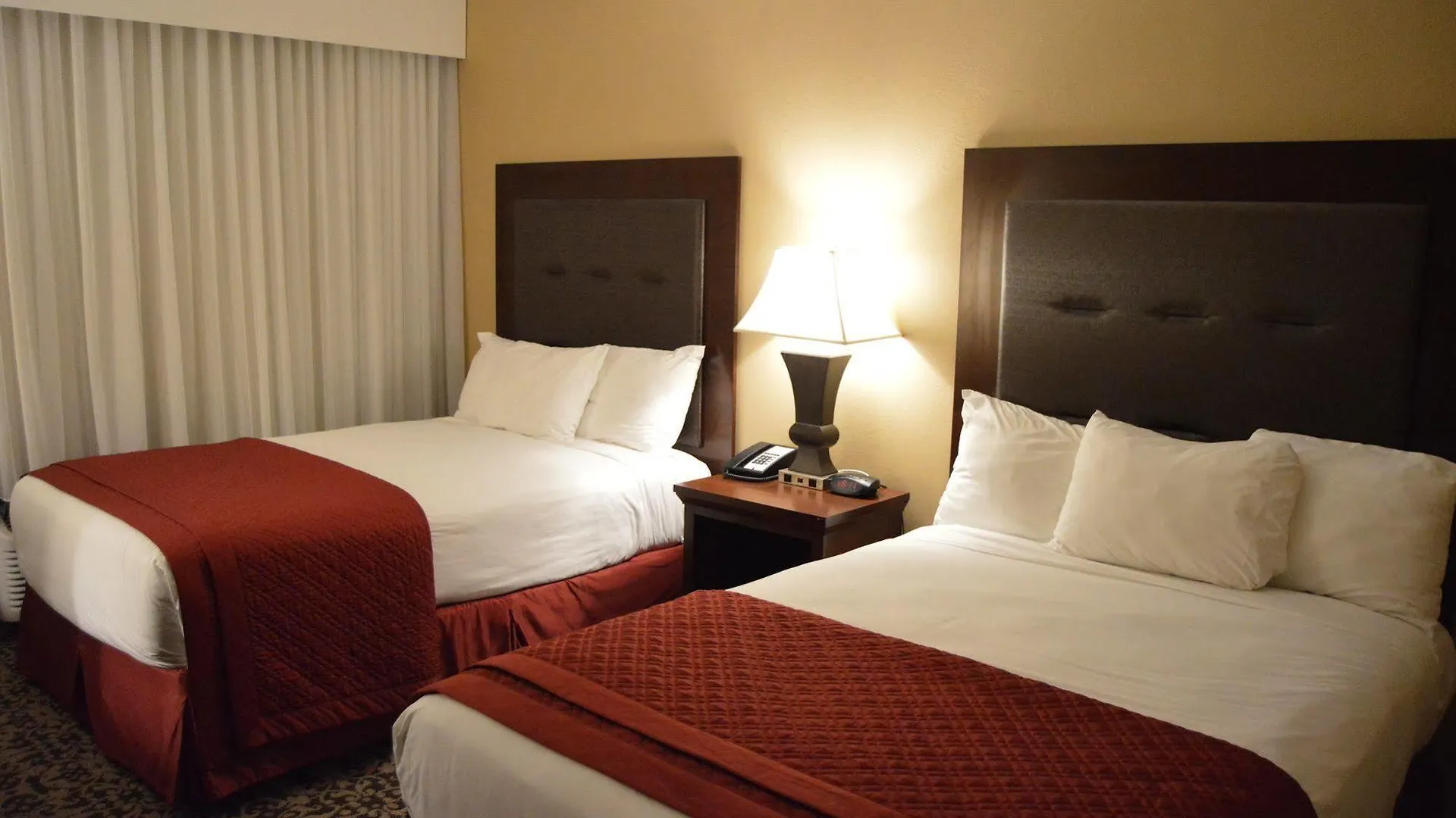 Grand Oaks Hotel Branson