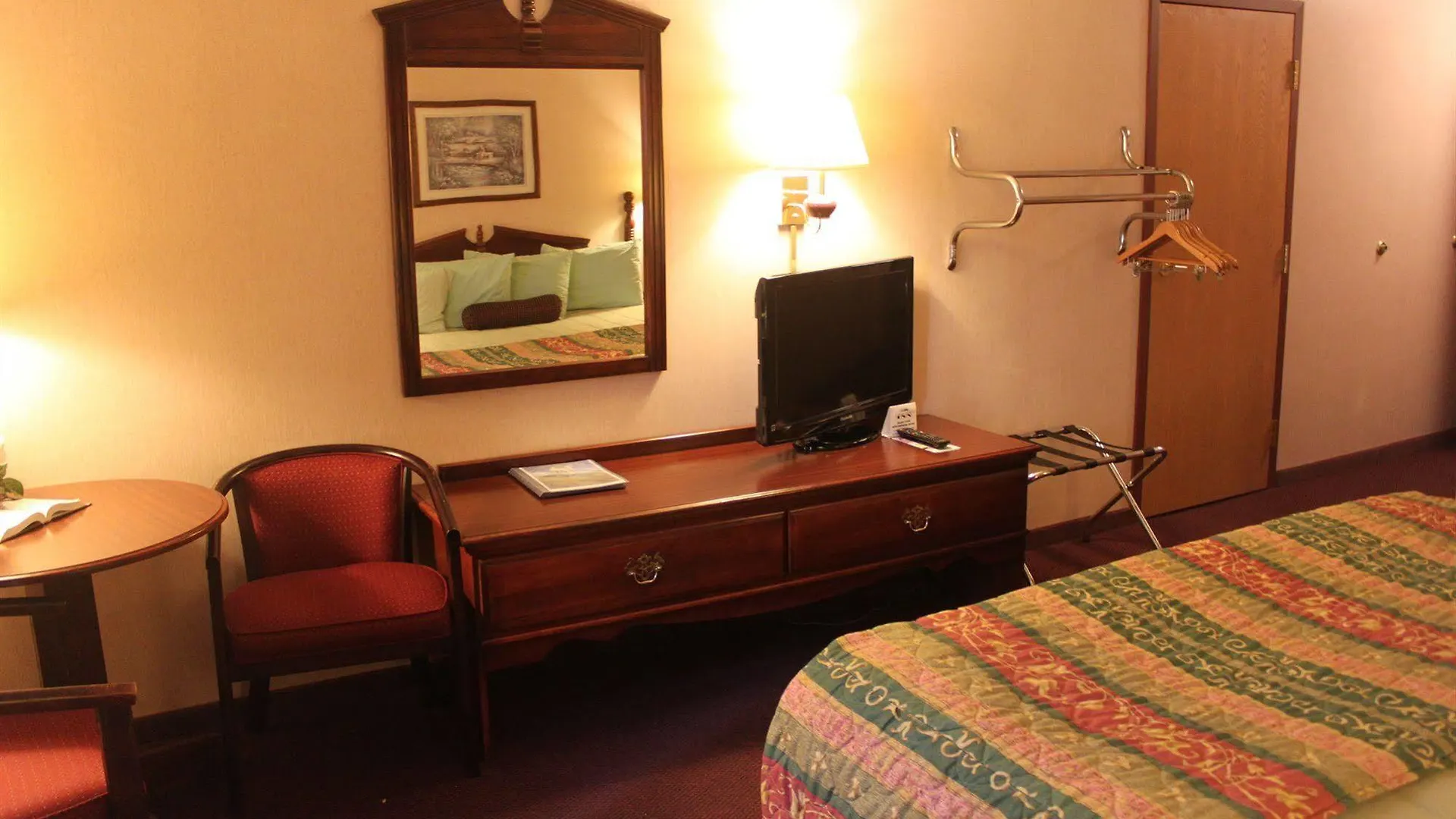 Scenic Hills Hotel