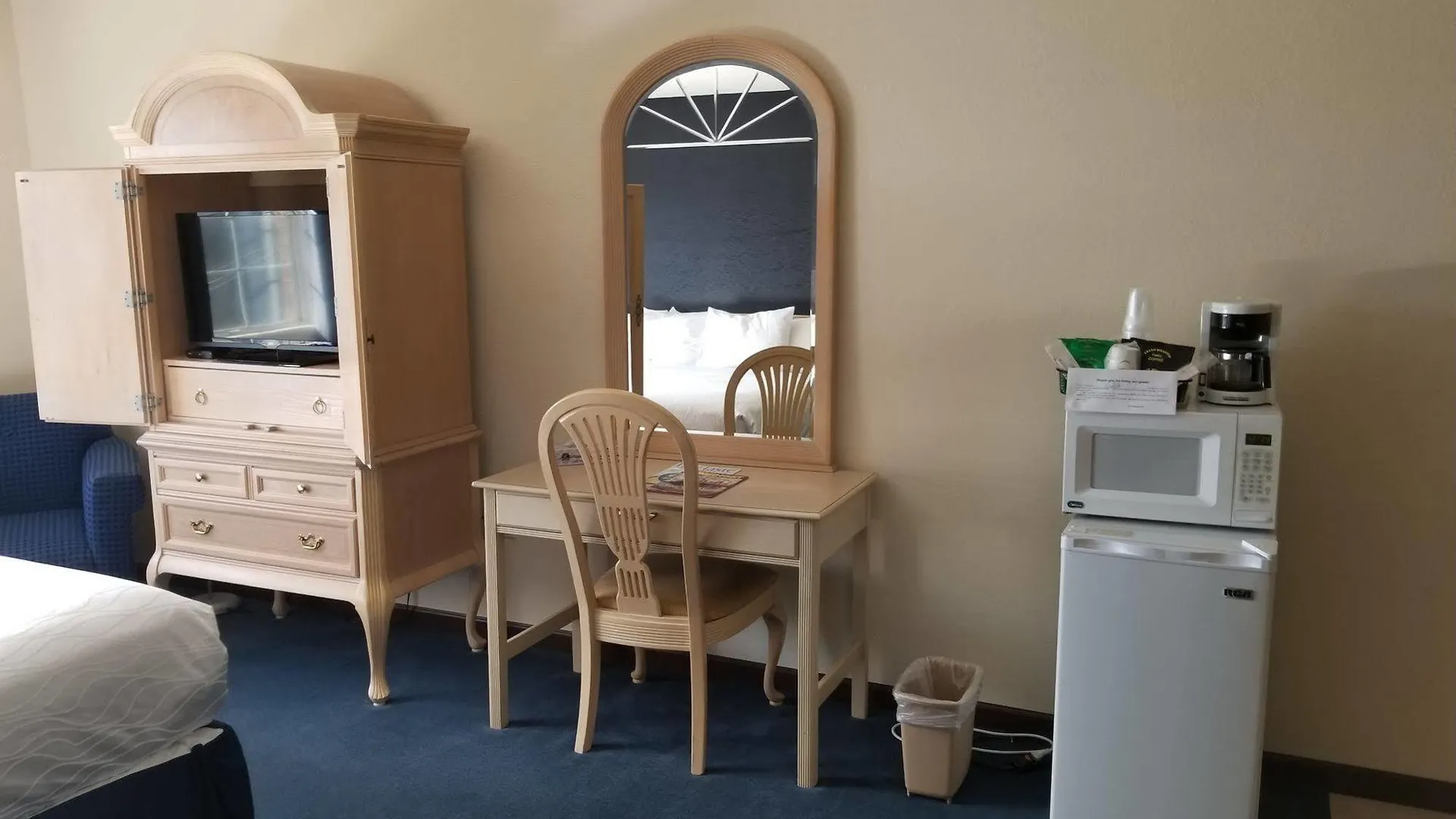 Fogadó Rodeway Branson, Brick House 3*