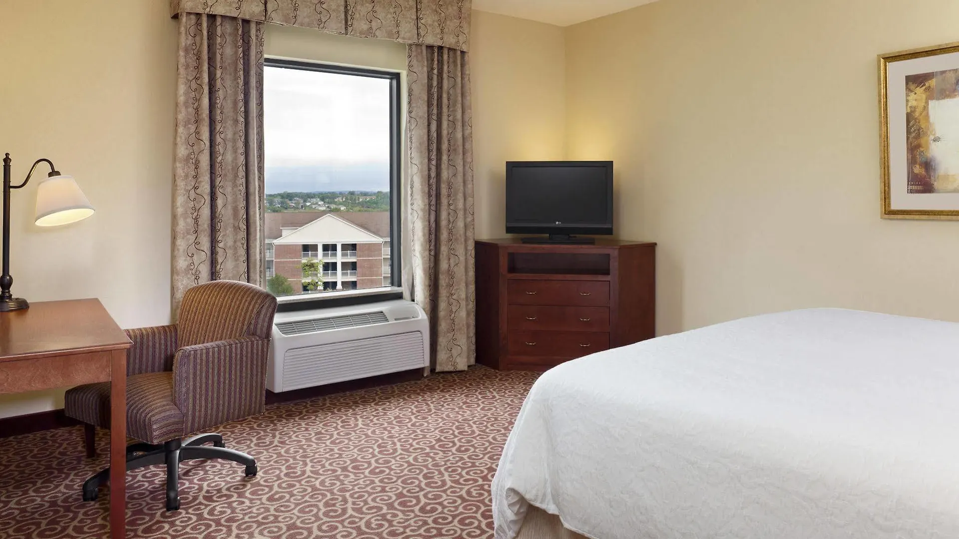 Hampton - Hills Branson
