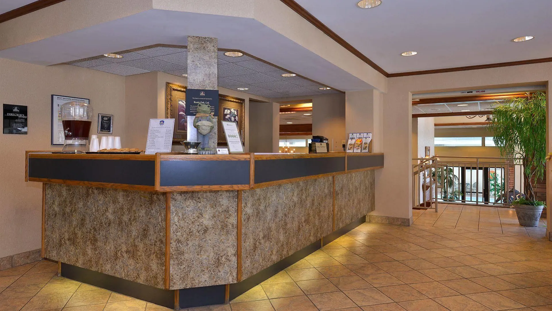 Otel Western Landing View &