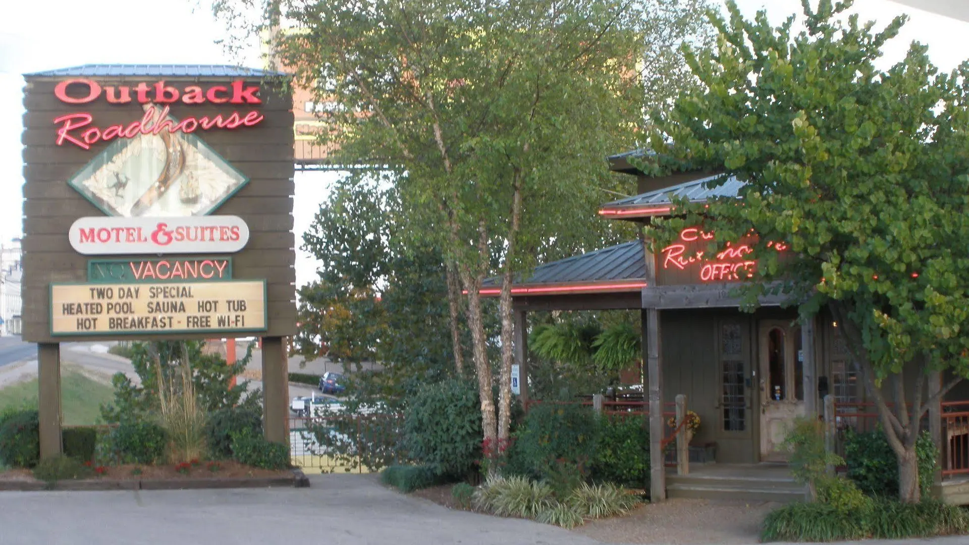 Outback Roadhouse & Hotel Branson