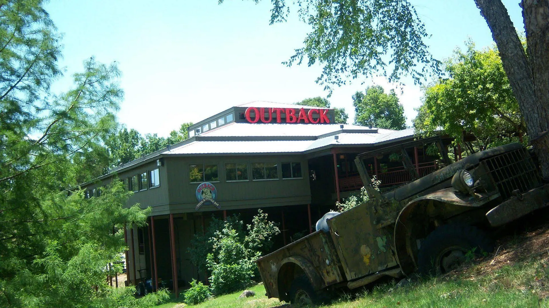 Hotel Outback Roadhouse & 2*