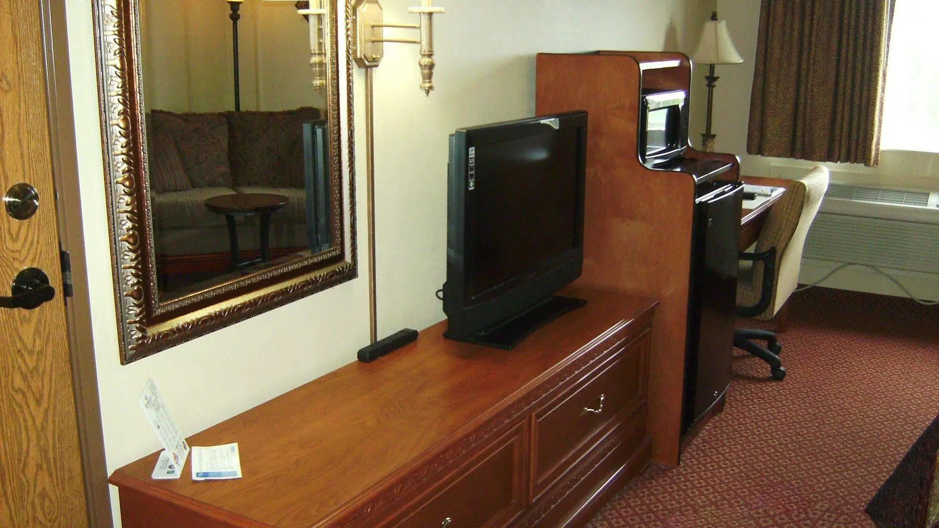 Hotel American &
