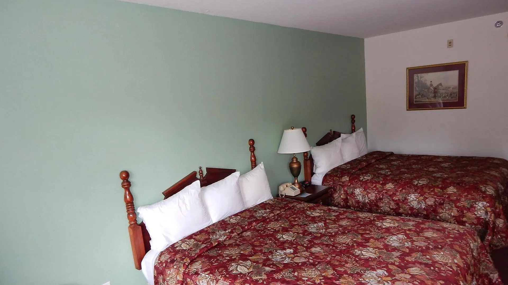 Carriage House 2*