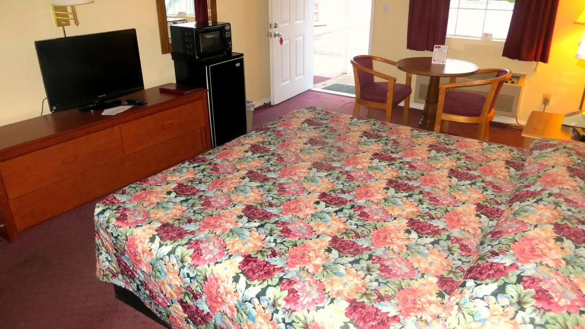 Motel Peach Tree 2*