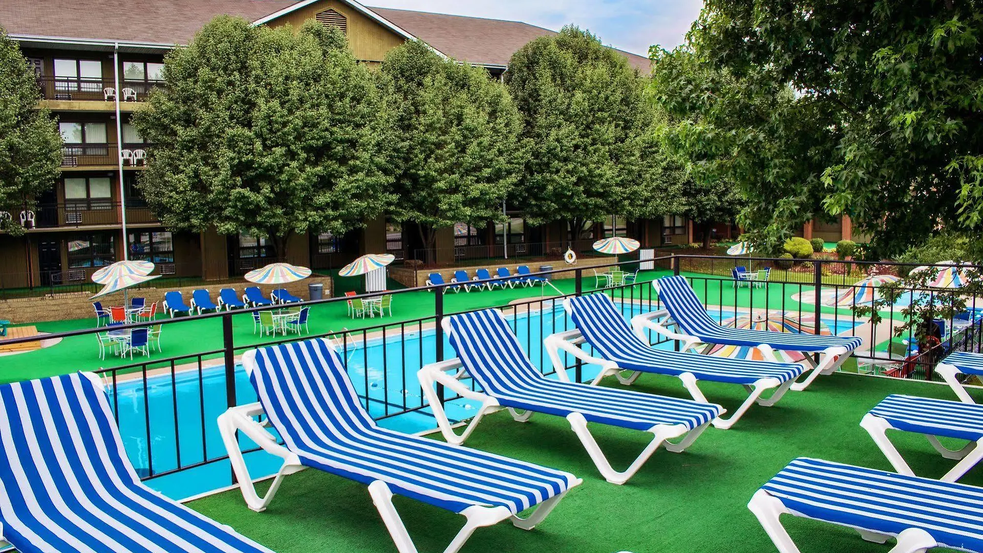 Roark Vacation Aparthotel 3*