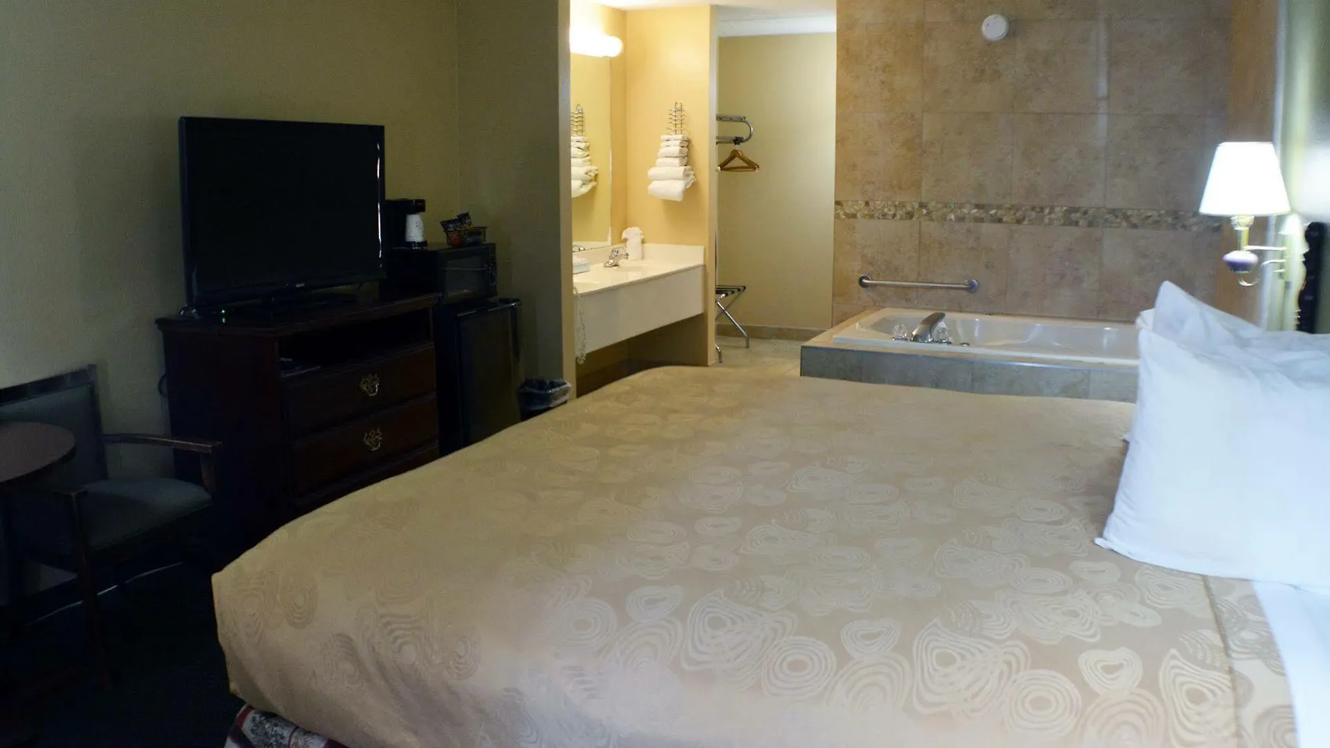 Hotel Angel Near Imax, A Travelodge By Wyndham
