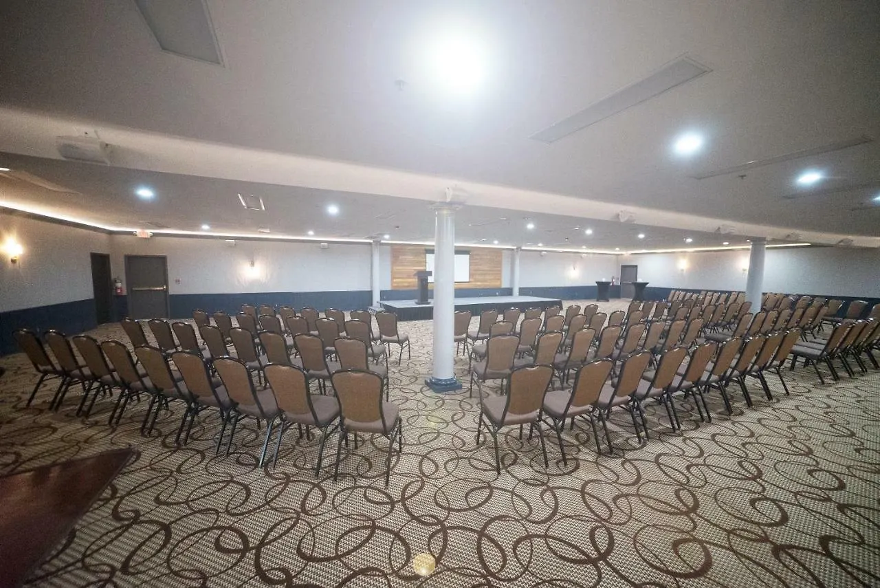 Otel The Stone Castle & Conference Center Branson