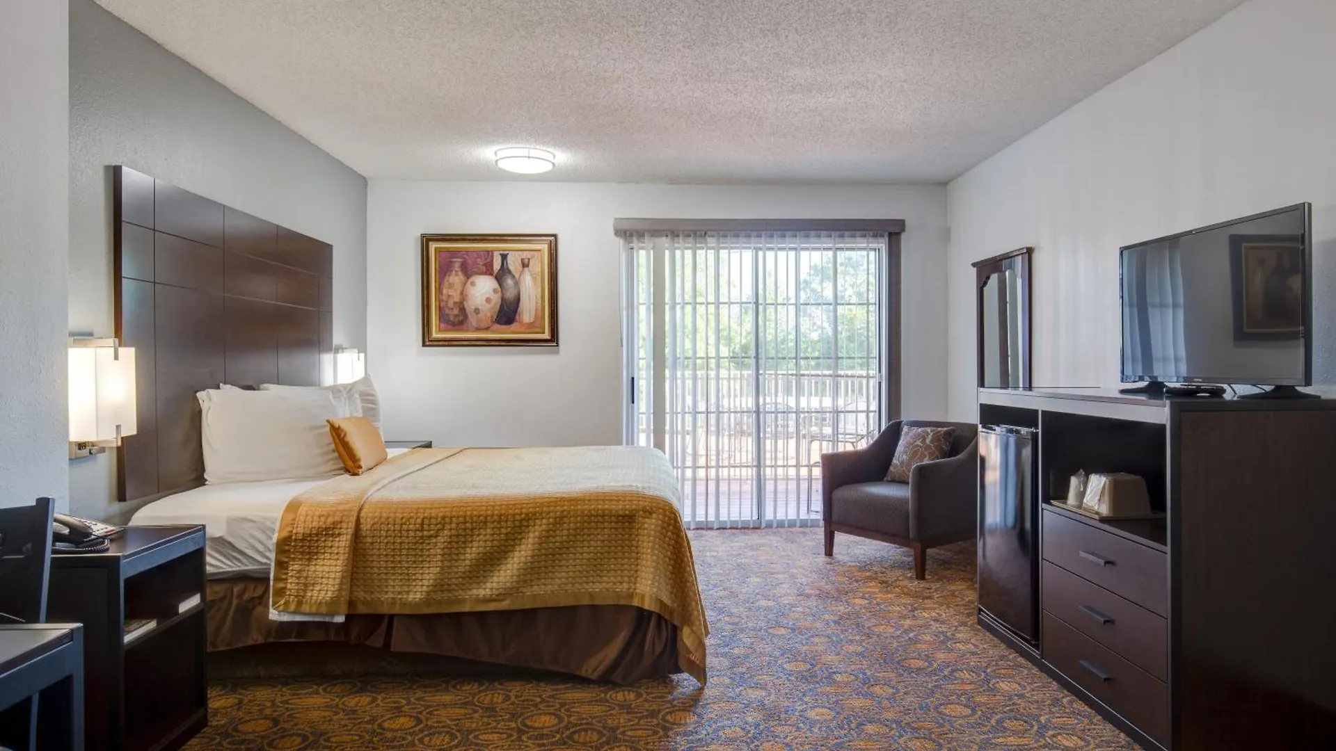 Howard Johnson By Wyndham Theatre District Hotel Branson