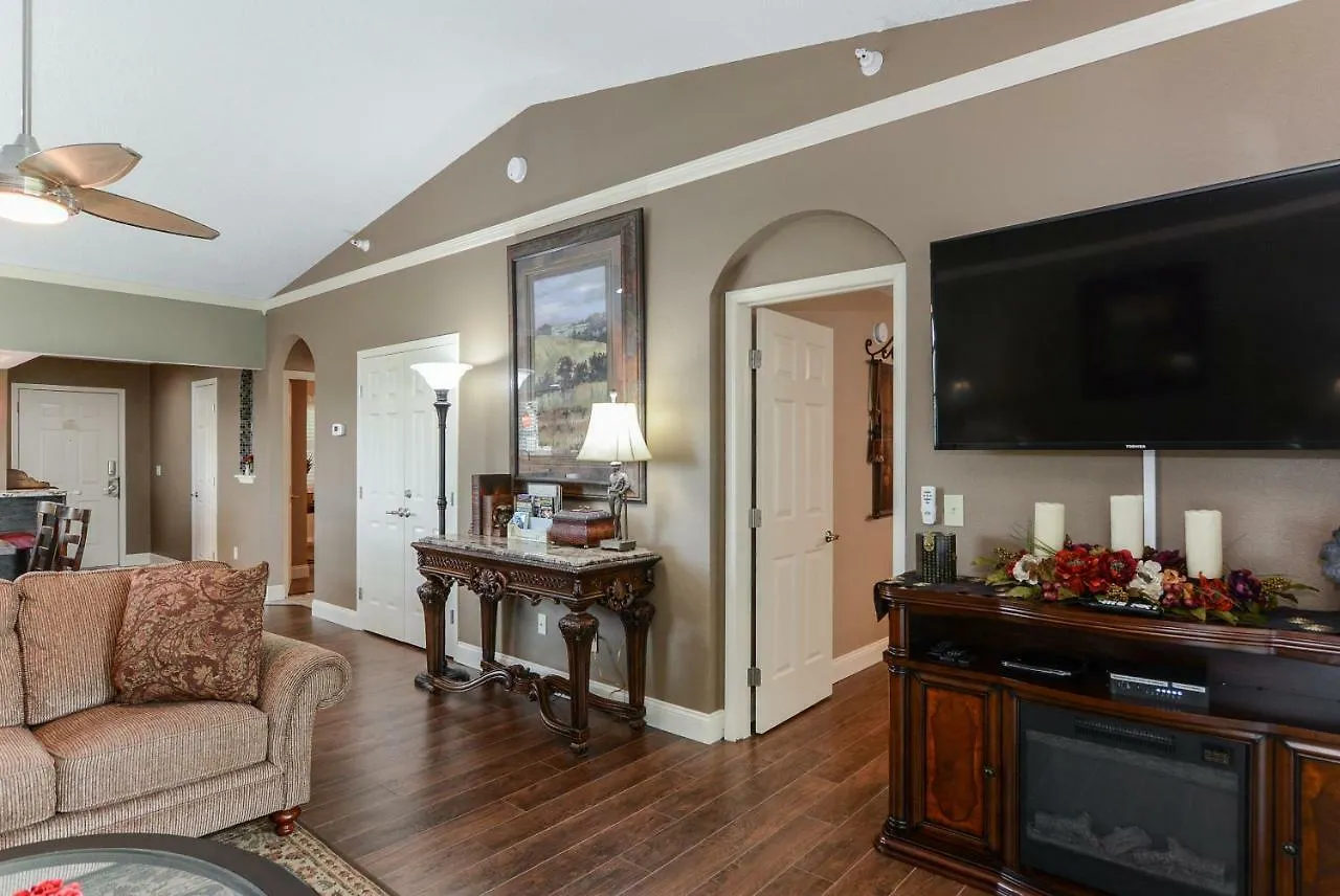 Luxury At Thousand Hills - Heart Of - Beautifully Remodeled - Spacious And Affordable