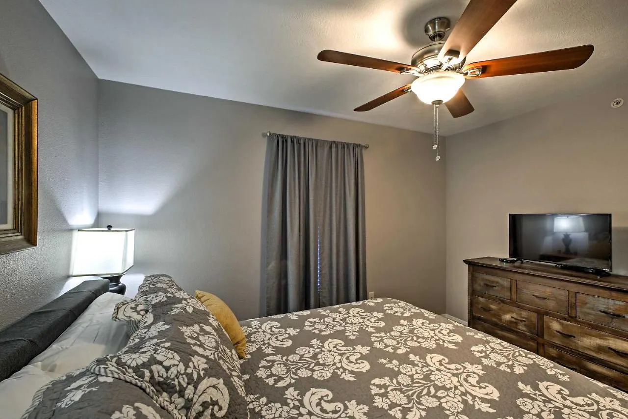 Near And Silver Dollar City! Apartment