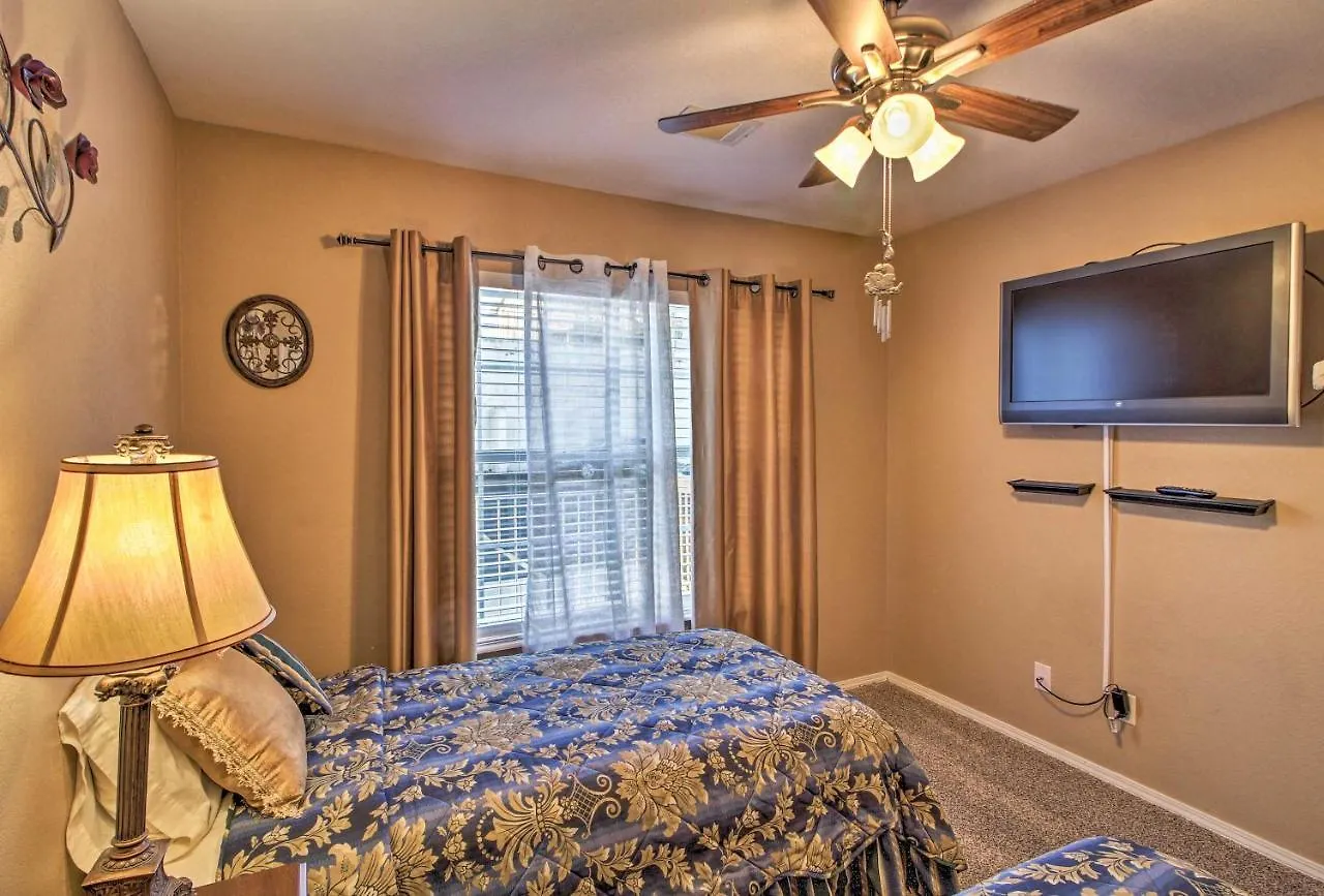 Stunning Table Rock Near Strip! Apartmán Branson