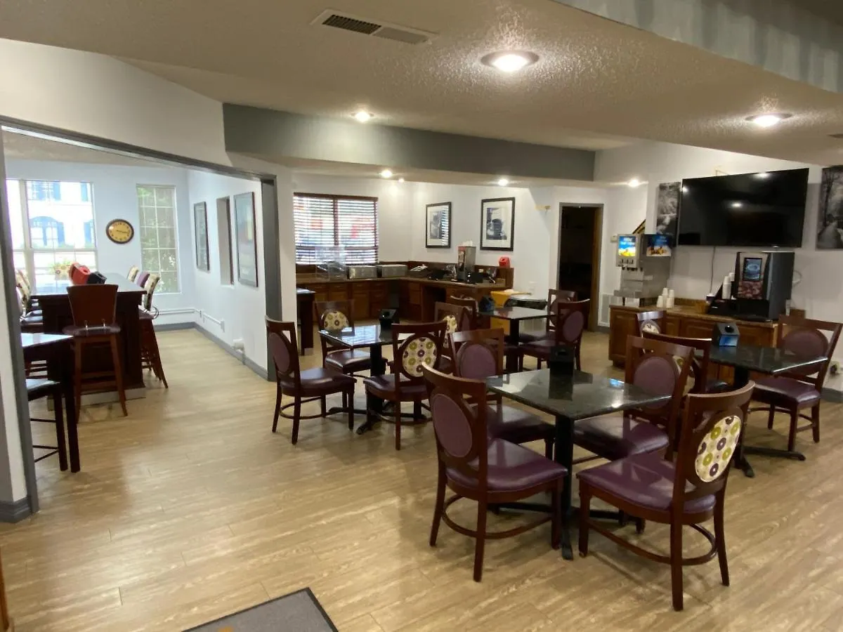 Howard Johnson By Wyndham Theatre District Hotel