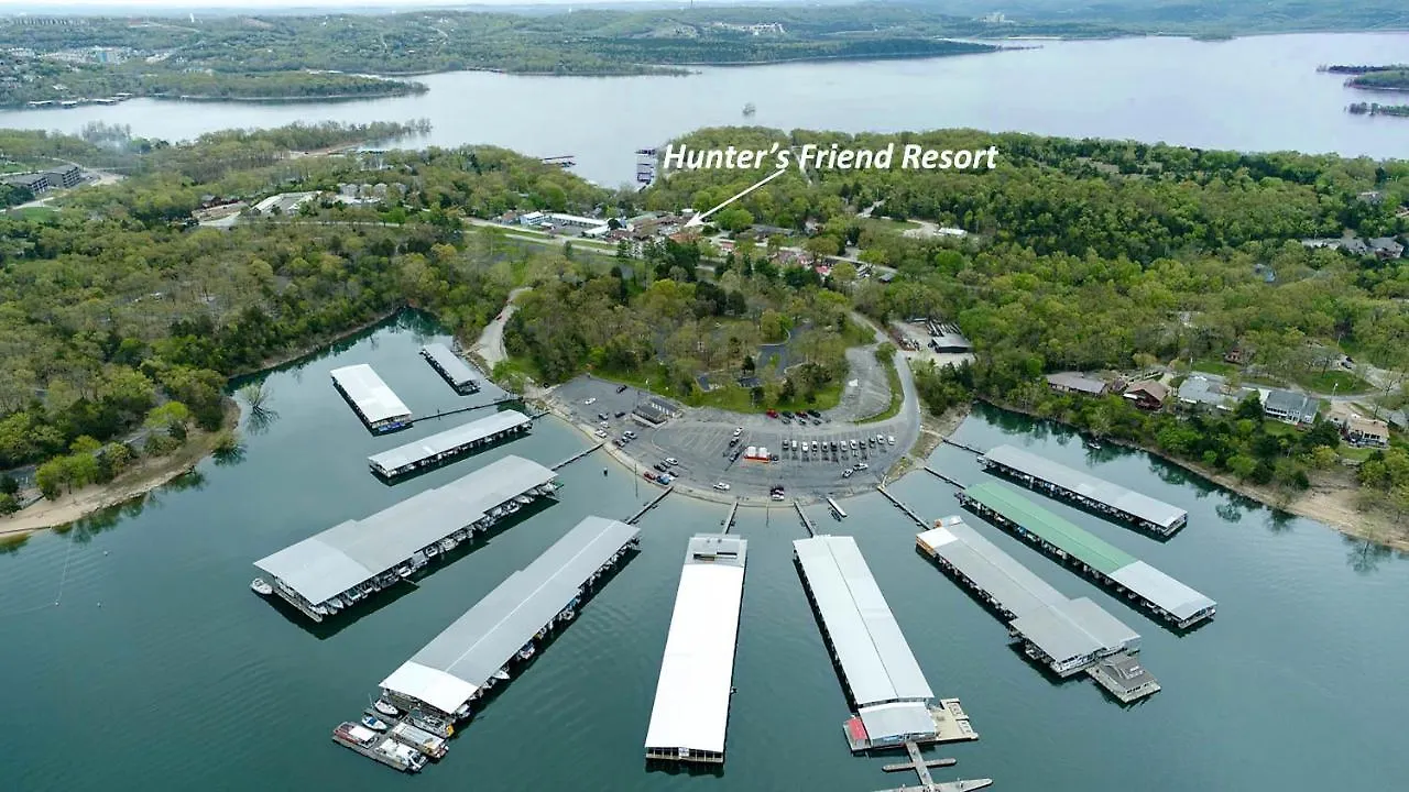 Hunter's Friend On Semesteranläggning (resort)