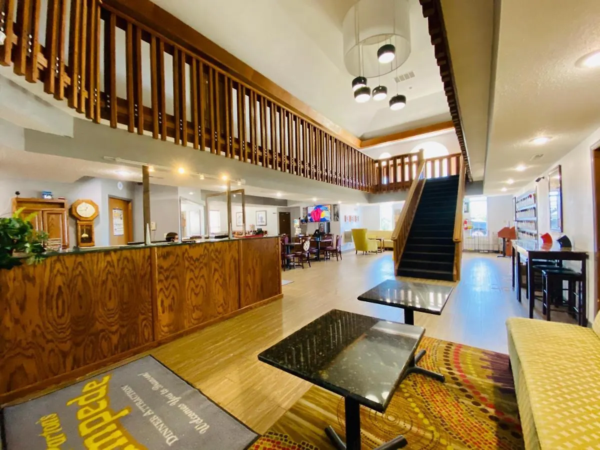 Howard Johnson By Wyndham Theatre District Branson